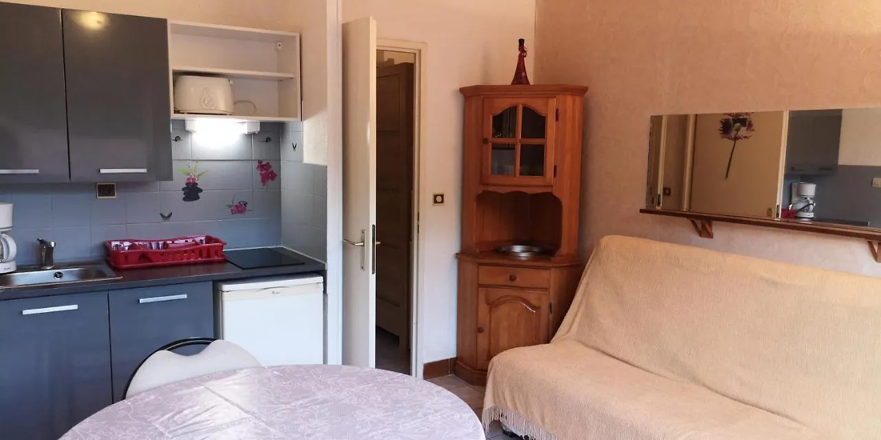 Residence Cap Azur Appartement 215 Villeneuve-Loubet 0*,  Francie